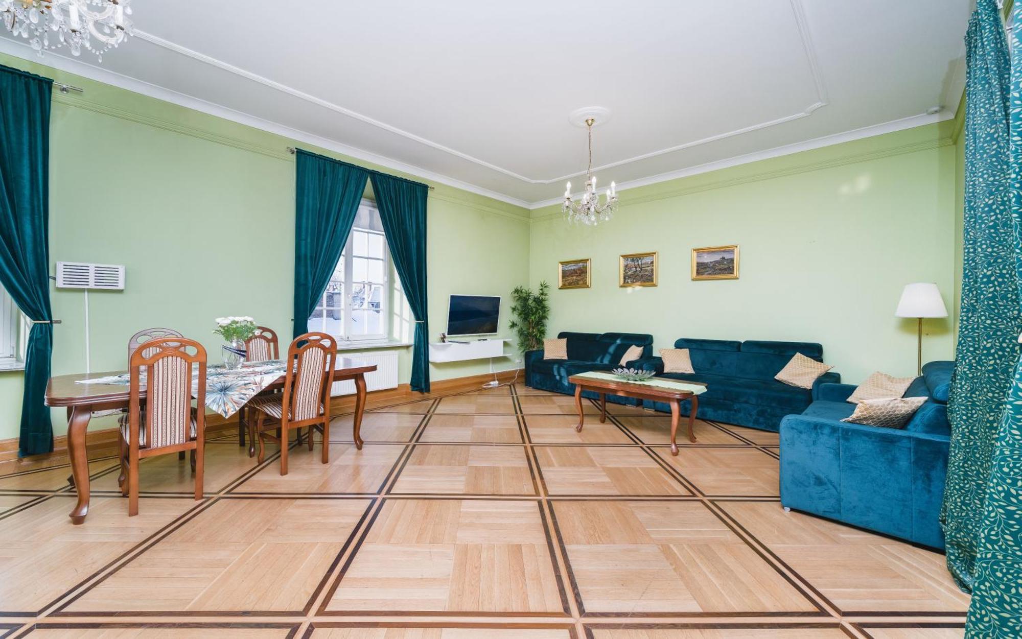 Apartamenty W Palacu Pod Baranami Krasków Exterior foto