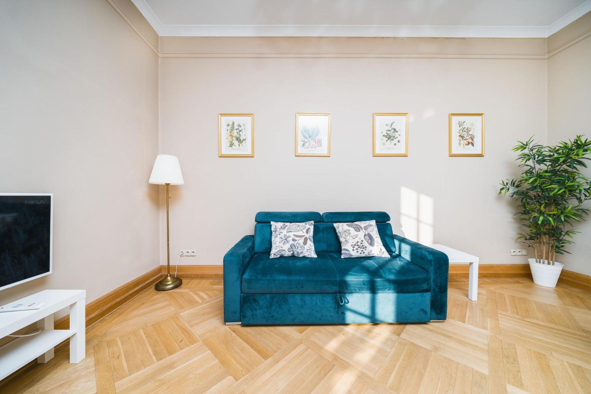 Apartamenty W Palacu Pod Baranami Krasków Exterior foto